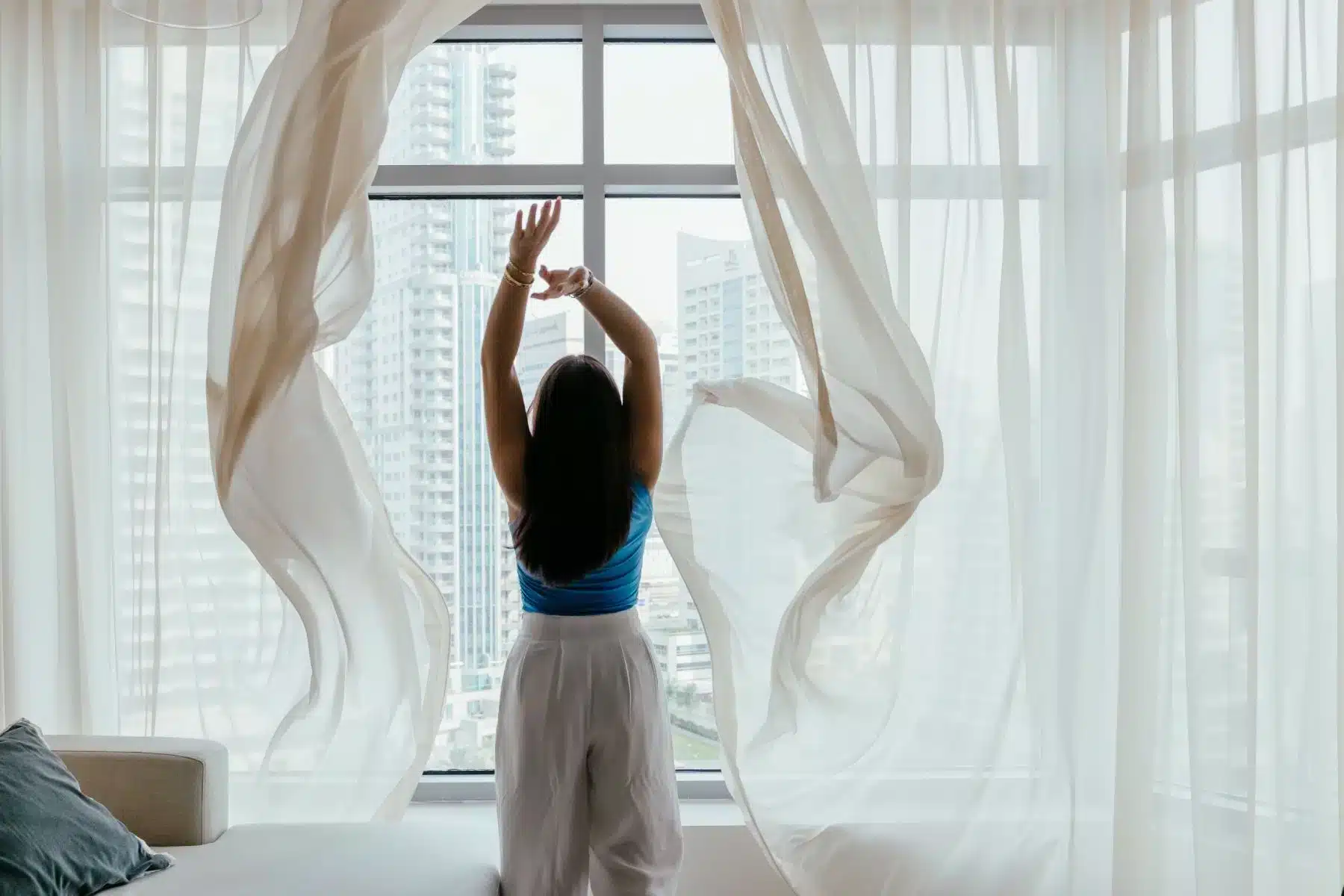 Sheer Curtains – Light, Movement, and Everyday Elegance for Dubai Interiors
